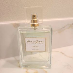 Petunia by Badgley Mischka Perfume